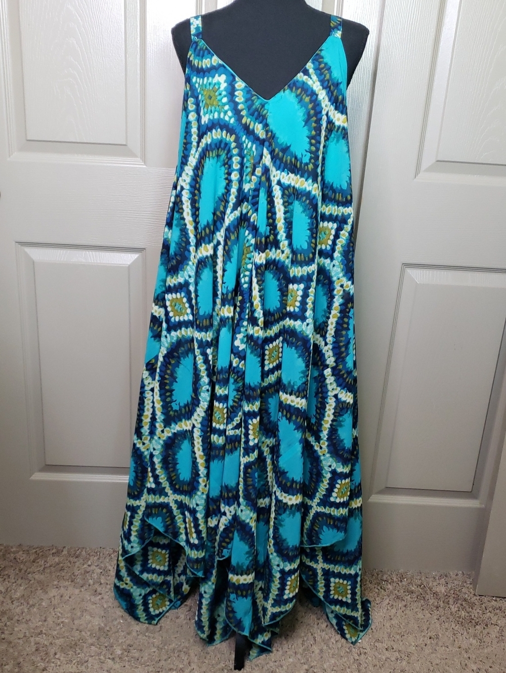 Mlle Gabrielle Teal & Navy Printed Maxi Sleevless Handkerchief Hem Dress Size 3X
